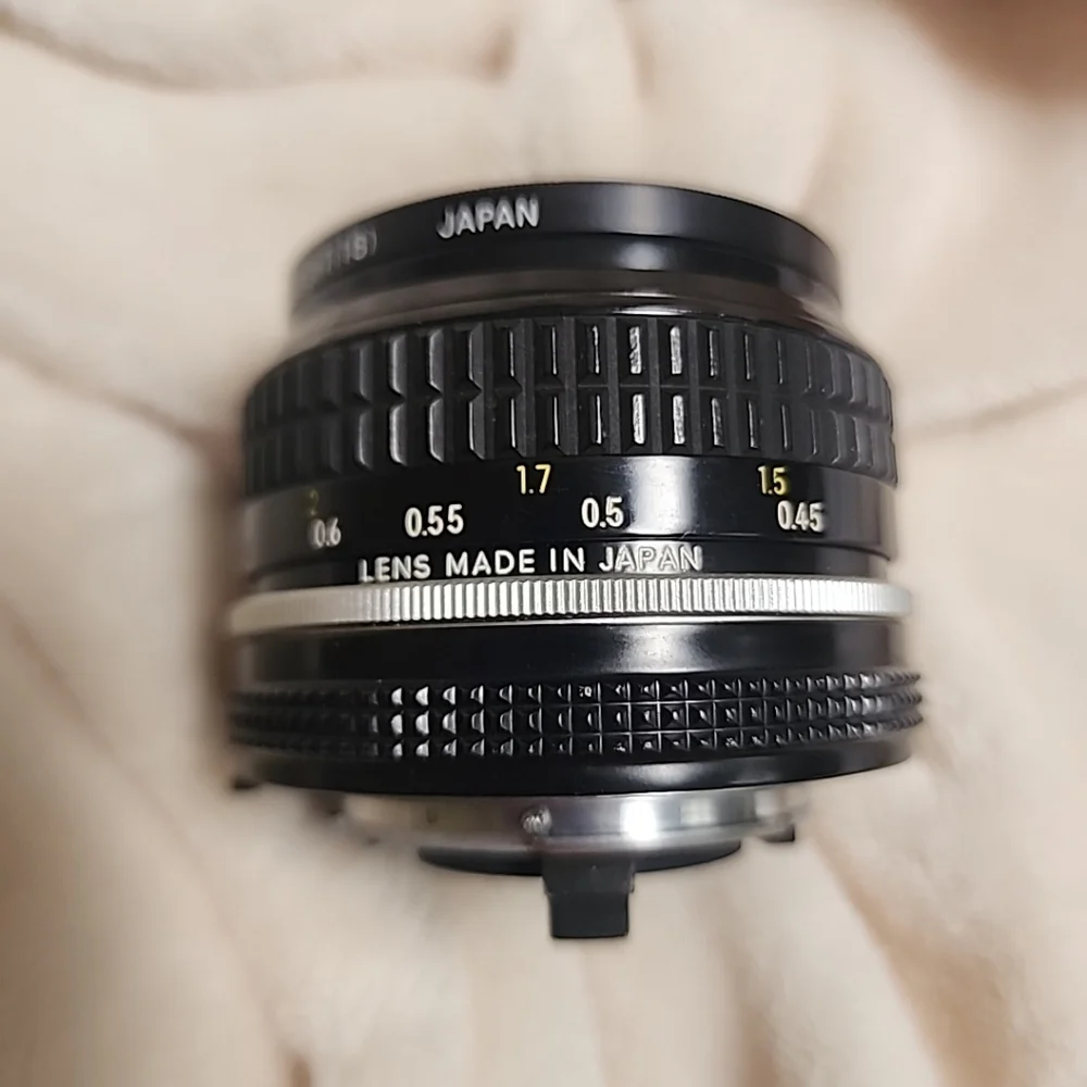 Nikon Nikkor 50mm F/2 AI Manual Focus Lens w/ cap